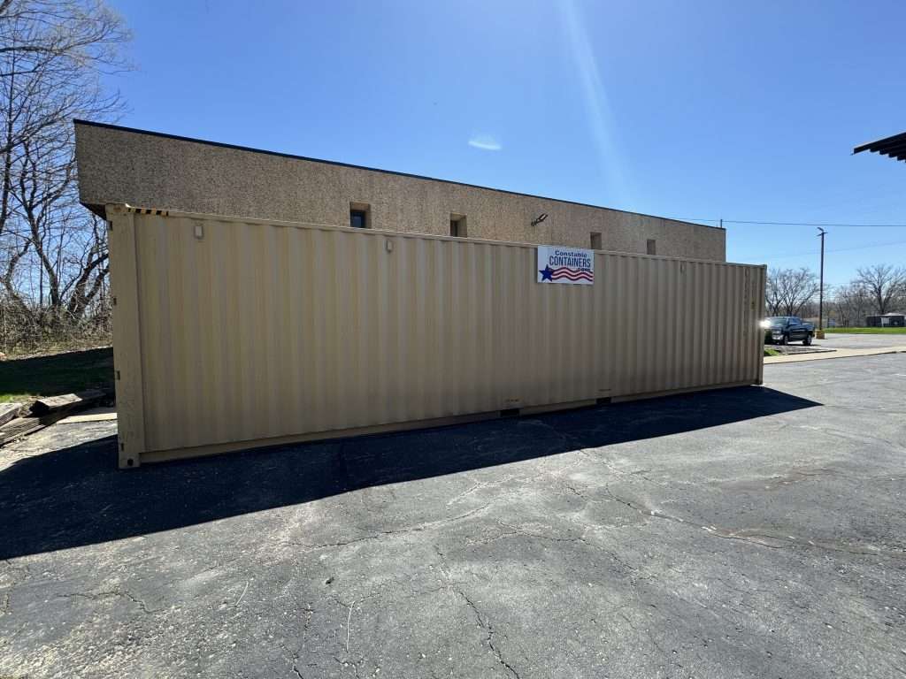 40 Ft Shipping Container available for rent and sale
